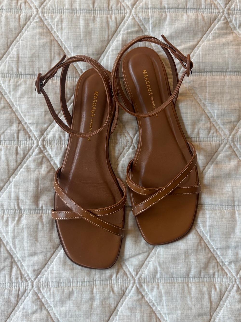 Margaux The FLAT SANDAL in Saddle Nappa Size 38W